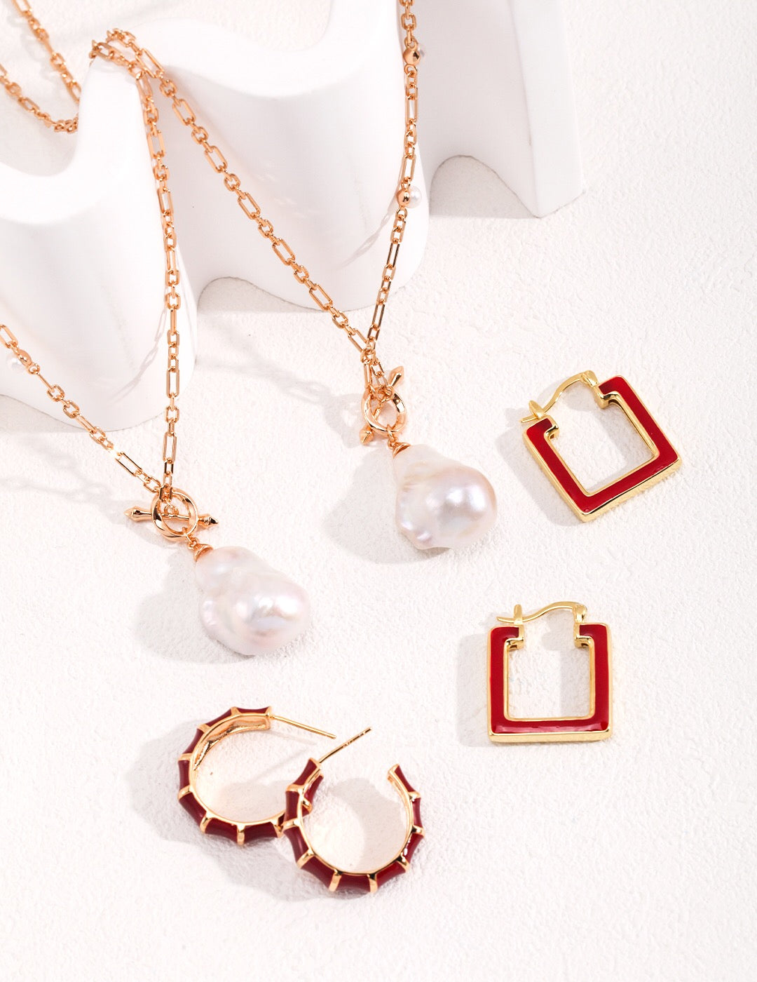 The Anaya Pendant