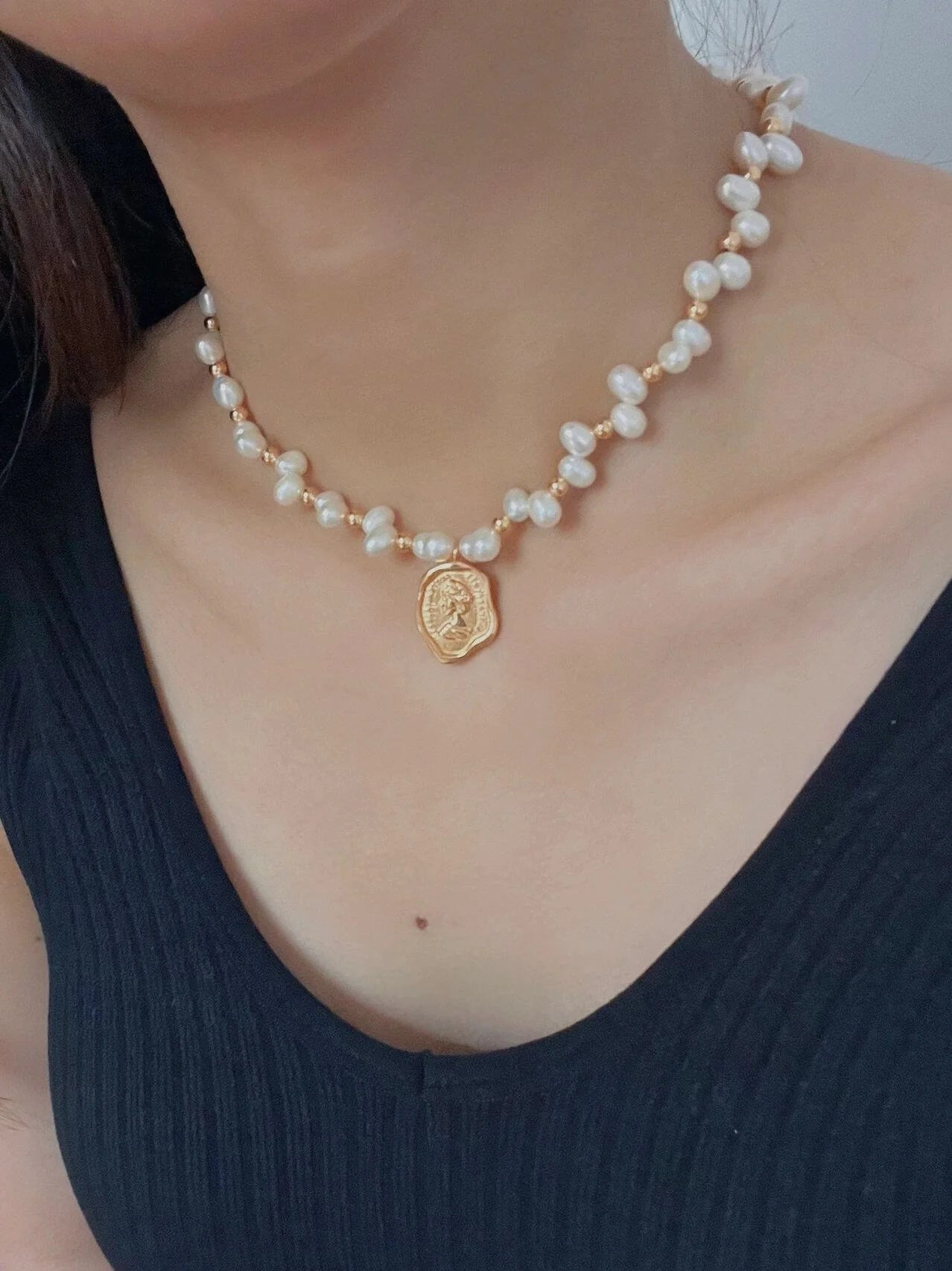 The Devika Pendant