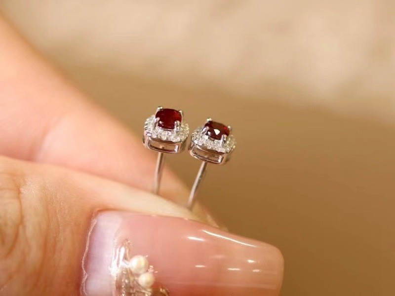 Pigeon Ruby Studs | 18K Royal Edition