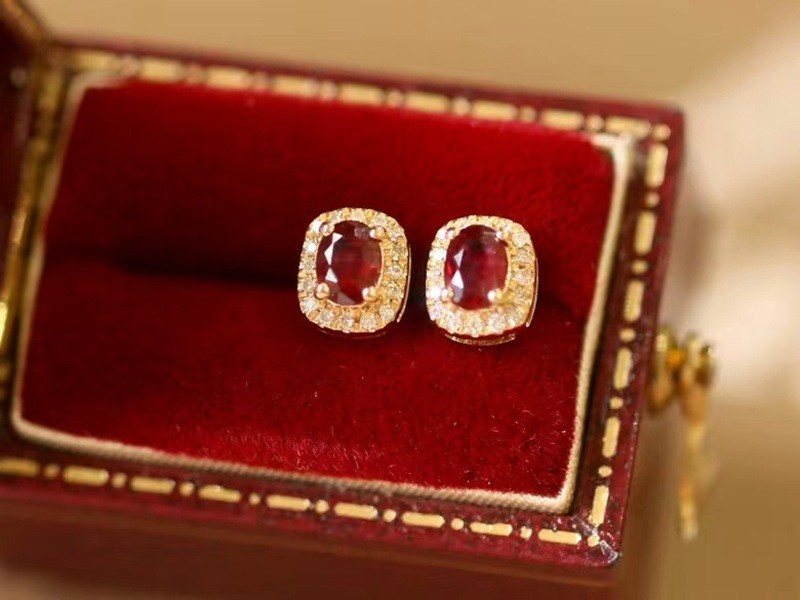 Pigeon Ruby Studs | 18K Royal Edition