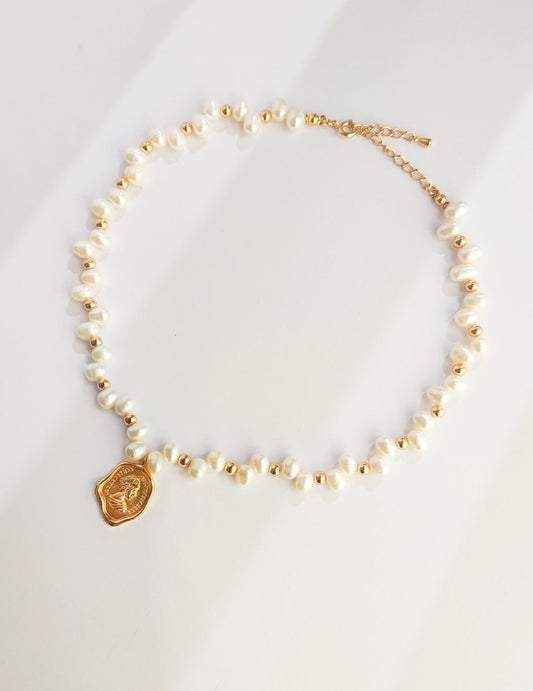 The Devika Pendant